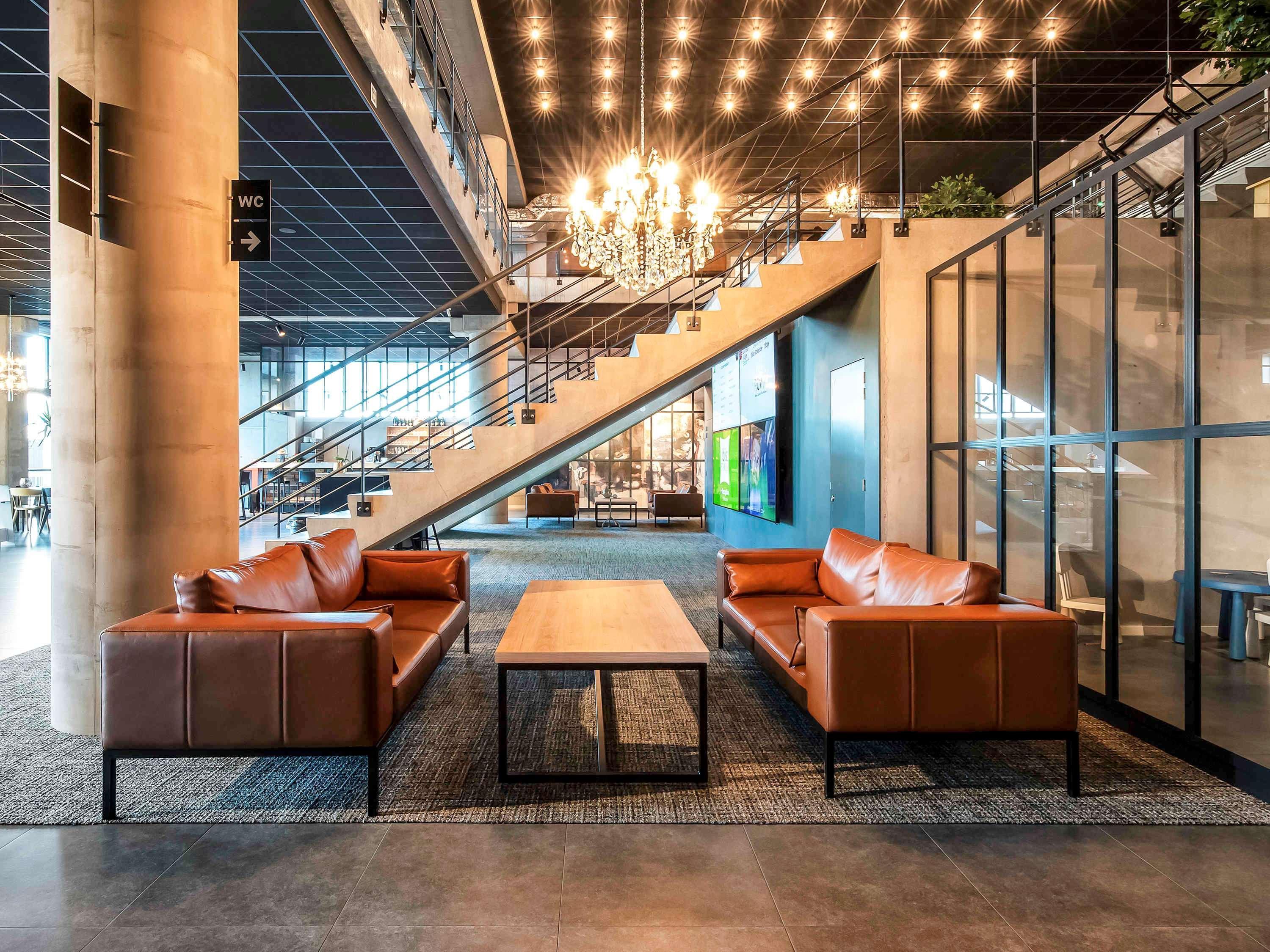 Ibis Styles ナミュール エクステリア 写真